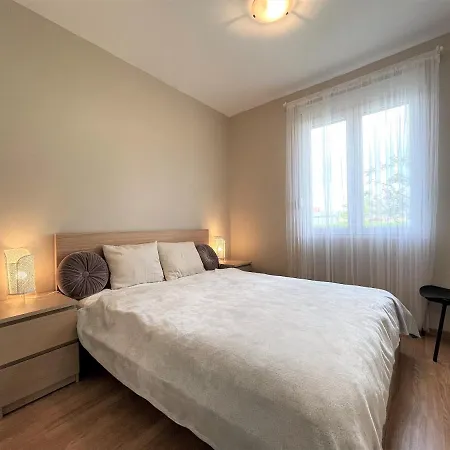 Golden * バラトンレッレ