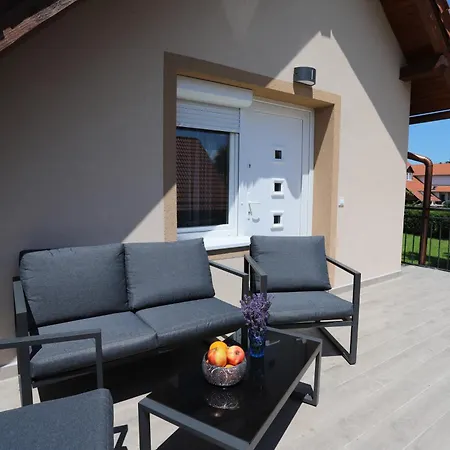 Golden バラトンレッレ