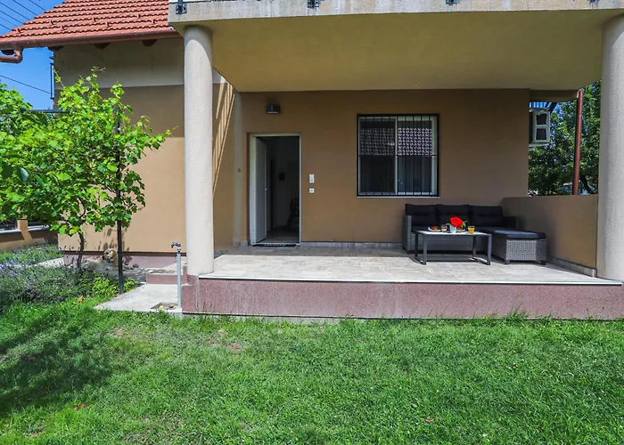 Case de vacanță Golden Balatonlelle